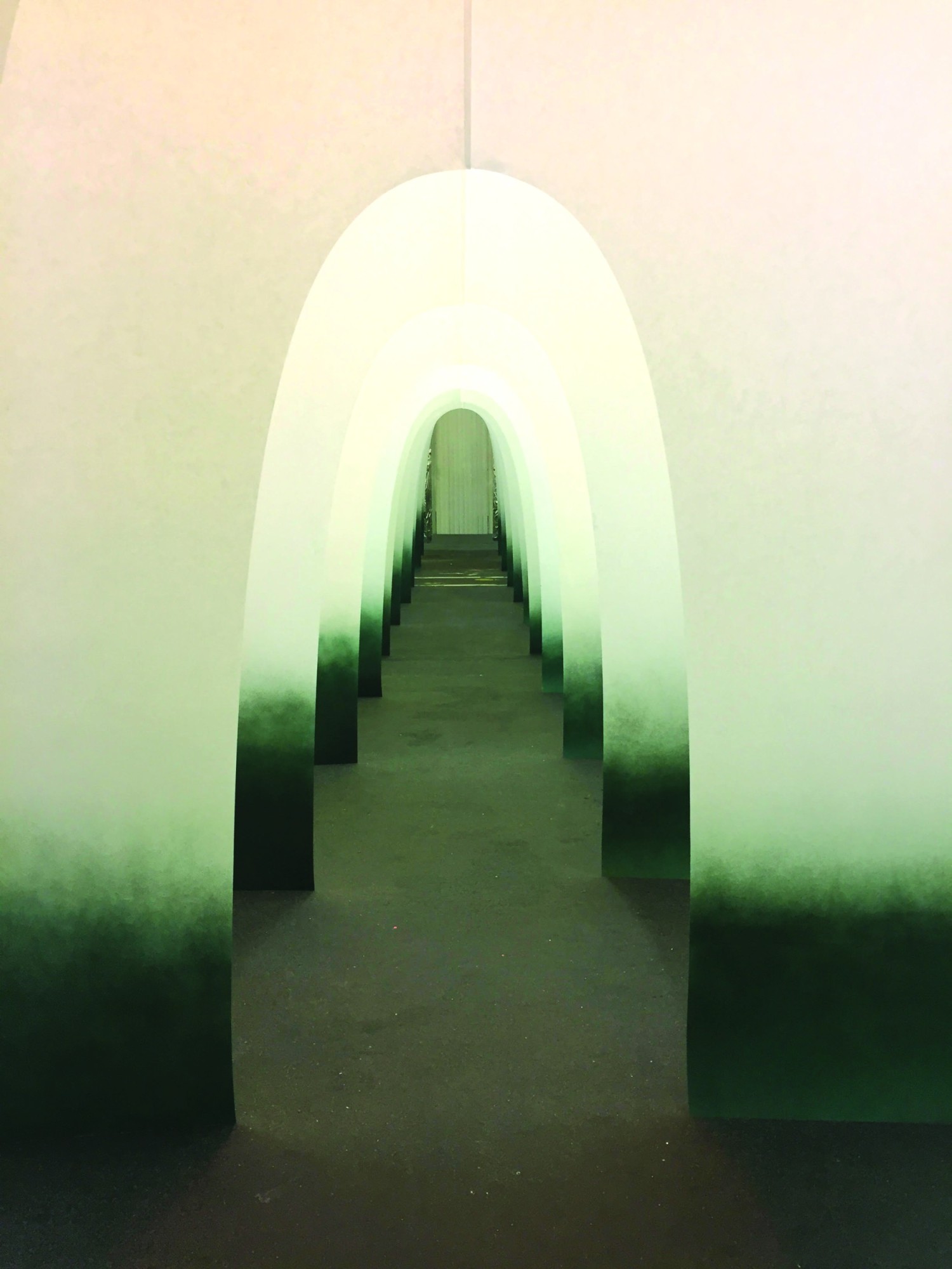 laser-drop-partitions-ground-control-design-by-geraud-pelpell-and-mathilde-gullaud-procedes-chenel-international.jpg